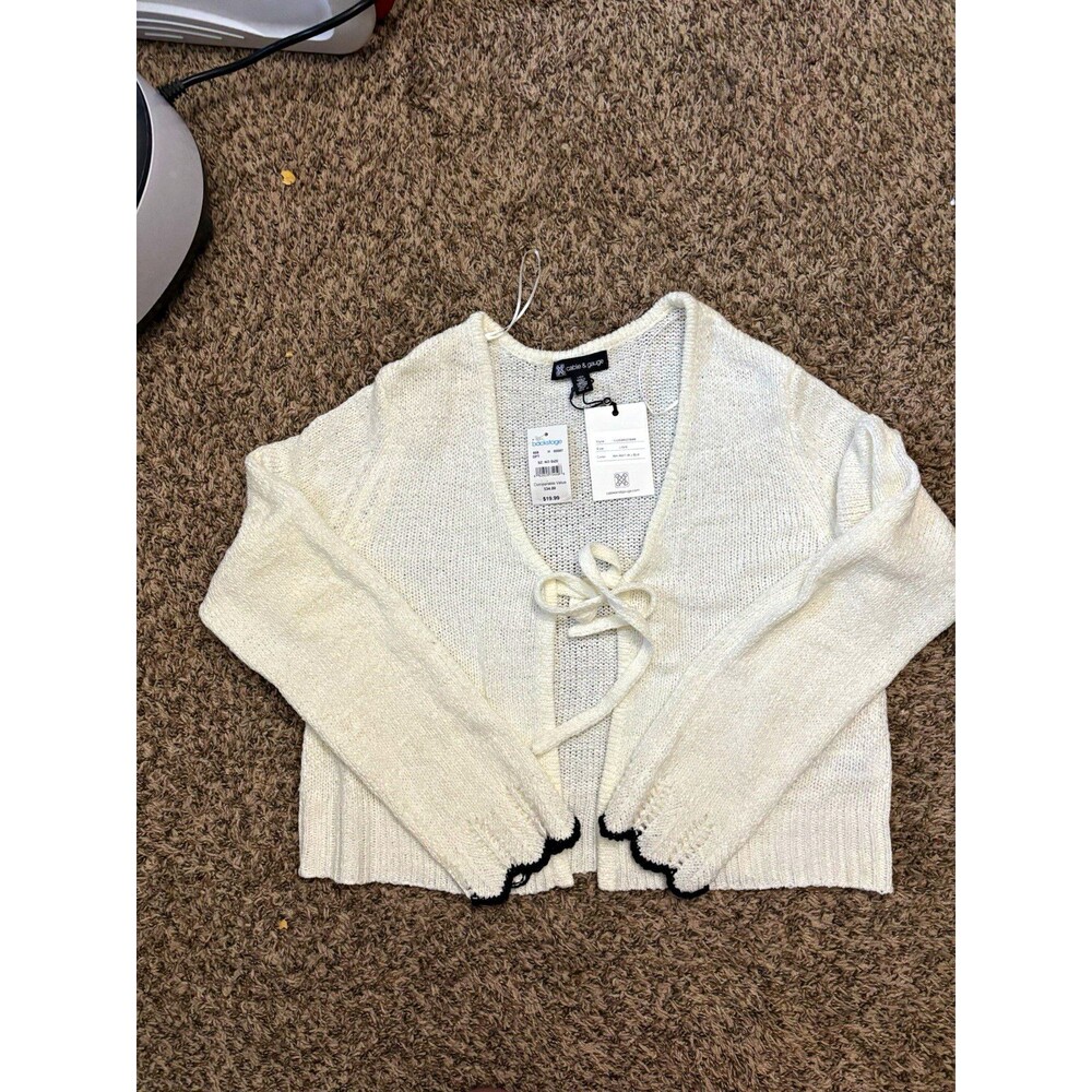 NWT Cable & Gauge White Cardigan Sweater Black Trim Tie Front V-Neck Knit L
